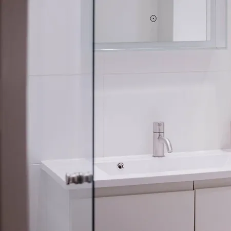 Newly Renovated In Heart Of Amager Appartement *